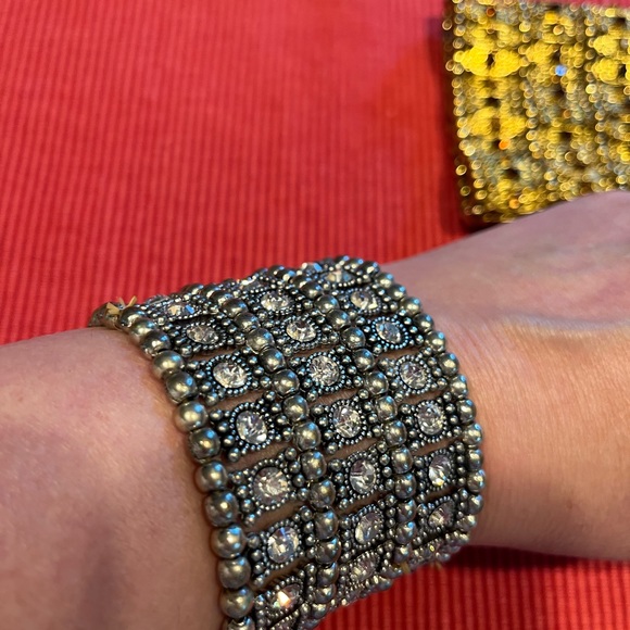 Two cuff bracelets - Picture 4 of 8